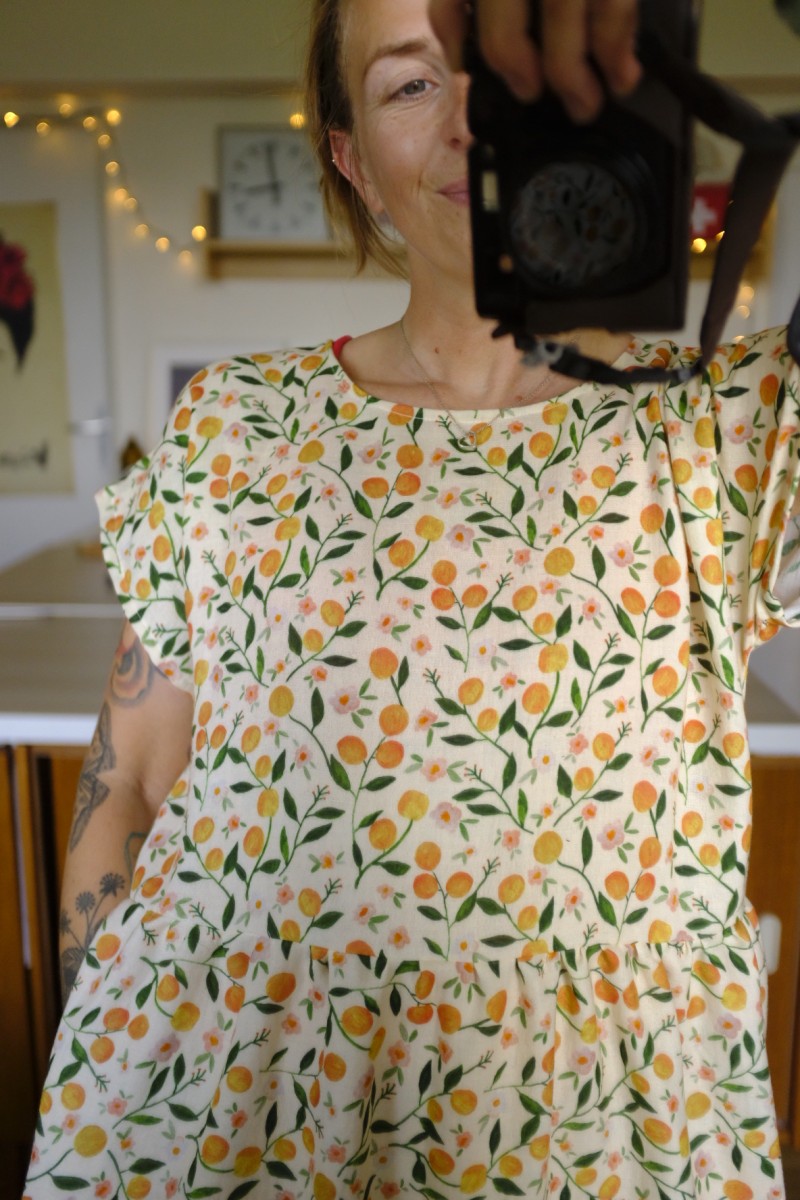 Skladem Šaty Merlot Padavé...