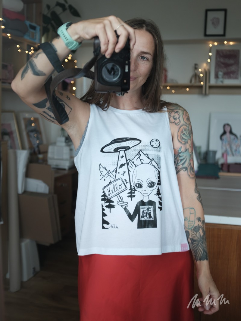 Tílko Hello Alien bílé