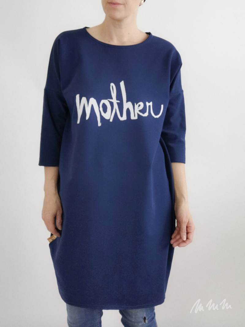 Šaty over dark blue Mother